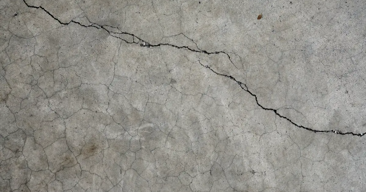 Wykonanie posadzki betonowej – Kompleksowy poradnik krok po kroku